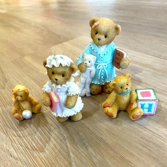 LOT of 4 CHERISHED TEDDIES collectible figures. - Picture 1 of 5